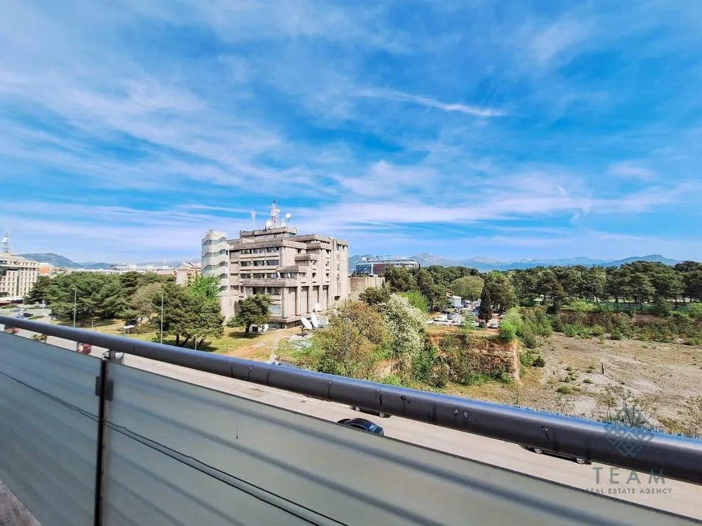 Rent, two bedroom apartment, 106m², Kod Capital Plaze, Podgorica