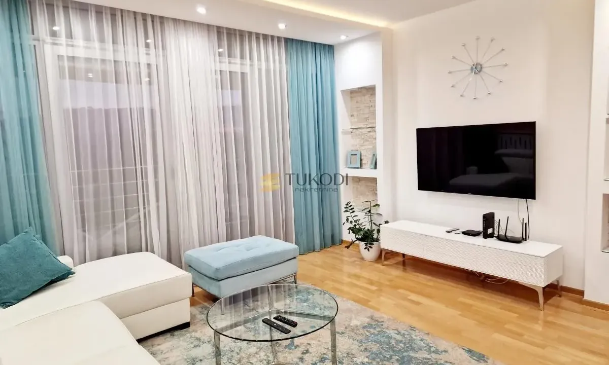 Sale, three bedroom apartment, 105m², Centar, Novi Sad