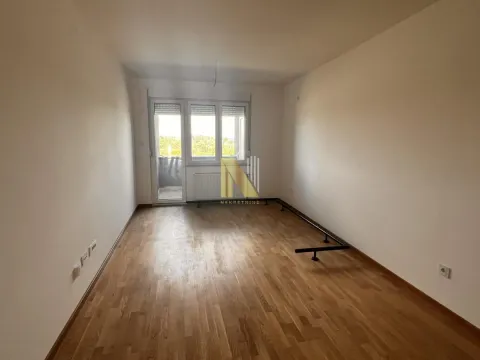 Prodaja, trosoban stan, 64m², Avijatičarsko naselje, Novi Sad Sve Podlokacije - image 3