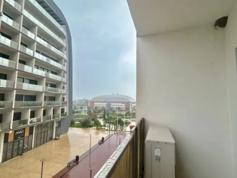 Izdavanje, dvosoban stan, 80m², Soho City, Bar - image 6