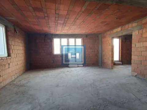 Prodaja, četvorosoban stan, 146m², Centar, Jagodina - image 7