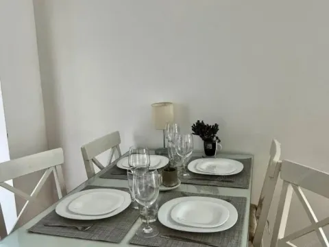 Prodaja, jednosoban stan, 50m², Tivat, Crna Gora - image 4