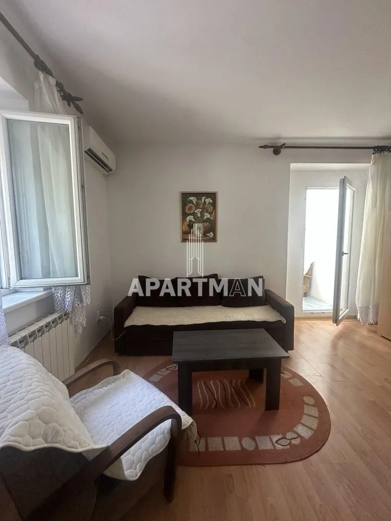 Sale, apartment, 32m², Kalenić Pijaca, Vračar Sve Podlokacije