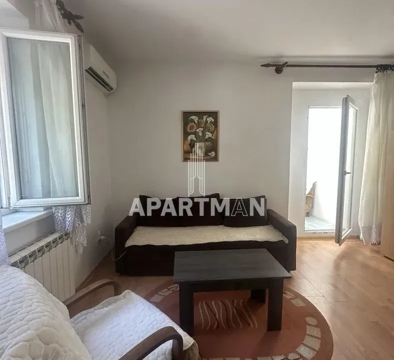 Prodaja, stan, 32m², Kalenić Pijaca, Vračar Sve Podlokacije