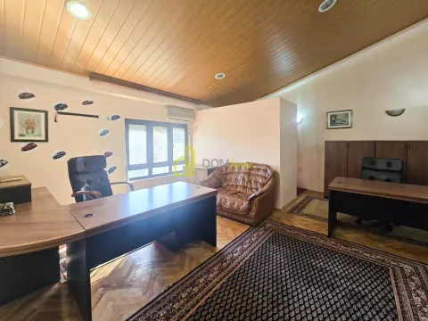 Rent, office space, 60m², Stari Aerodrom, Podgorica - image 5