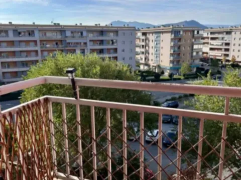 Izdavanje, jednosoban stan, 52m², City Kvart, Podgorica - image 10