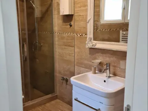 Prodaja, dvosoban stan, 72m², Vračar Sve Podlokacije, Beograd - image 3