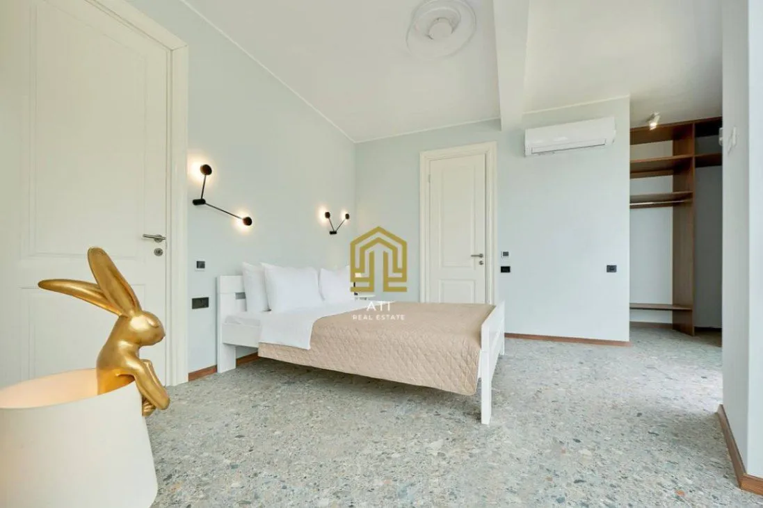 Prodaja, dvosoban stan, 115m², Bečići, Budva