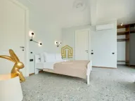 Prodaja, dvosoban stan, 115m², Bečići, Budva - image 2