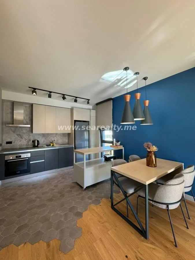 Rent, one bedroom apartment, 68m², Seljanovo, Tivat