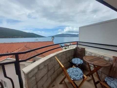 Rent, two bedroom apartment, 80m², Kumbor, Herceg Novi - image 13