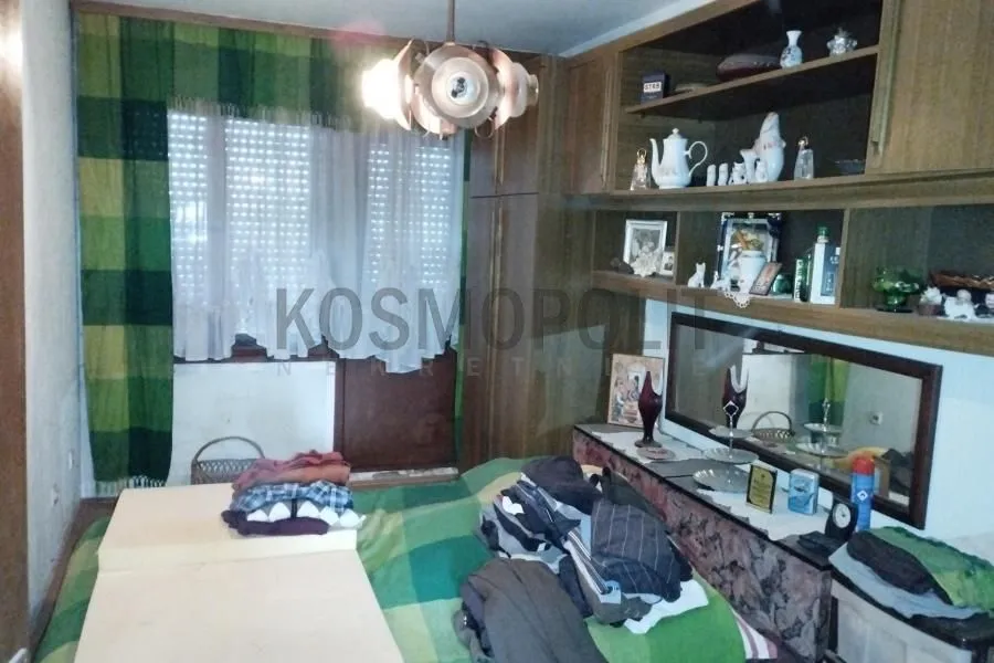 Prodaja, kuća, 220m², Centar, Stara Pazova