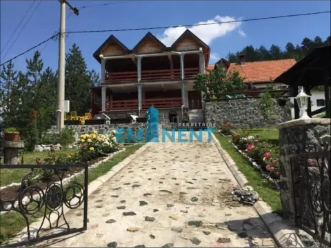 Prodaja, kuća, 350m², Zlatibor, Srbija