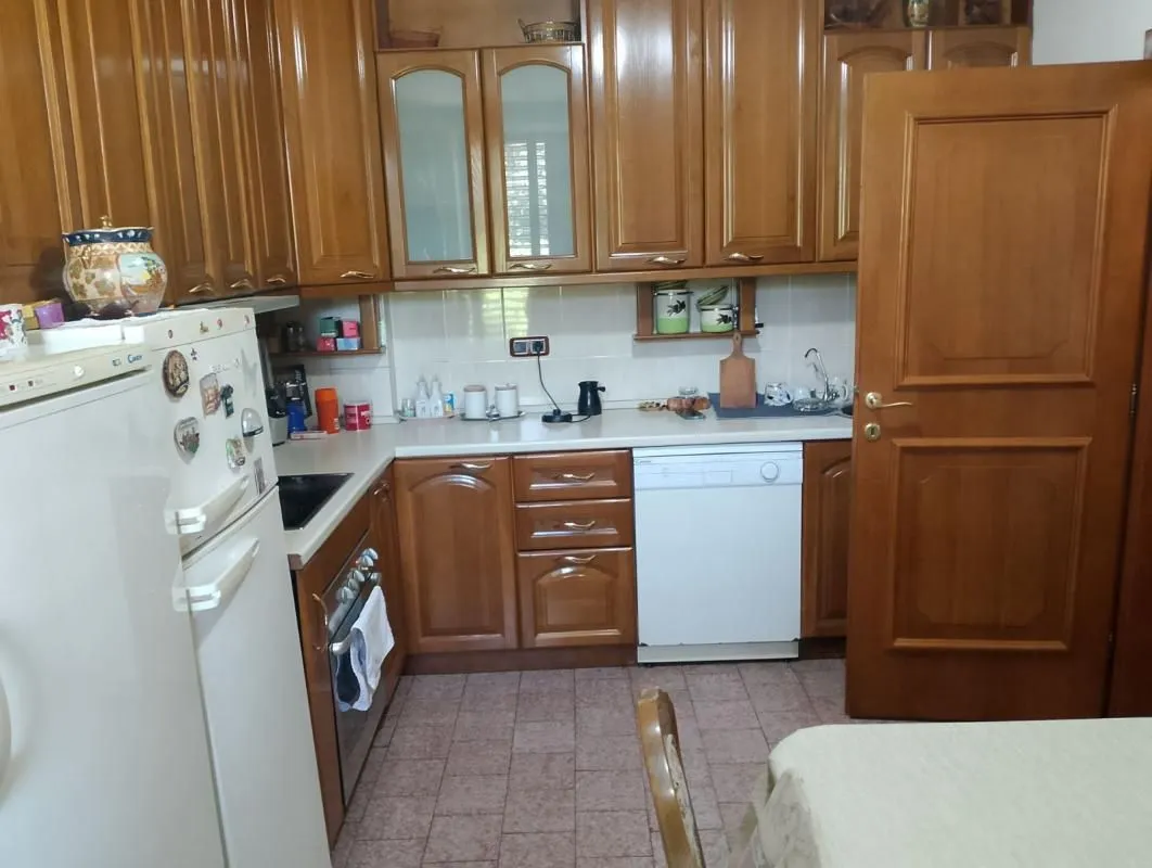 Sale, house, 180m², Golubovci, Podgorica