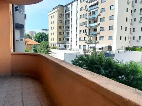 Sale, two bedroom apartment, 64m², Cvetkova Pijaca, Zvezdara Sve Podlokacije - image 8