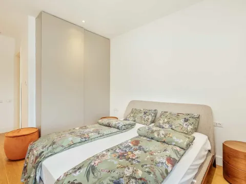 Prodaja, dvosoban stan, 103m², Centar, Tivat - image 9