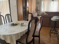 Izdavanje, kuća, 340m², Zemun Sve Podlokacije, Beograd - image 20