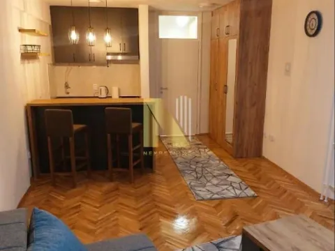 Izdavanje, jednosoban stan, 33m², Grbavica, Novi Sad Sve Podlokacije - image 3