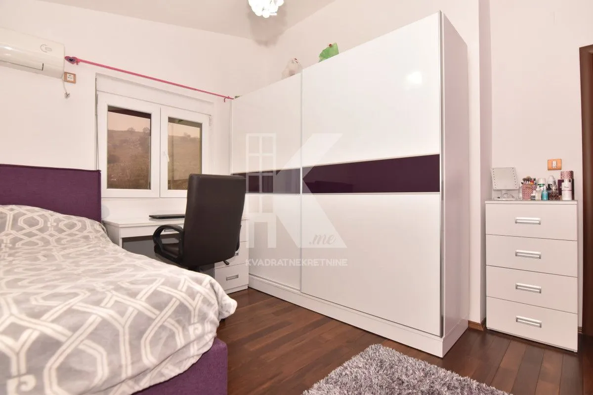 Rent, house, 175m², Vranići, Podgorica