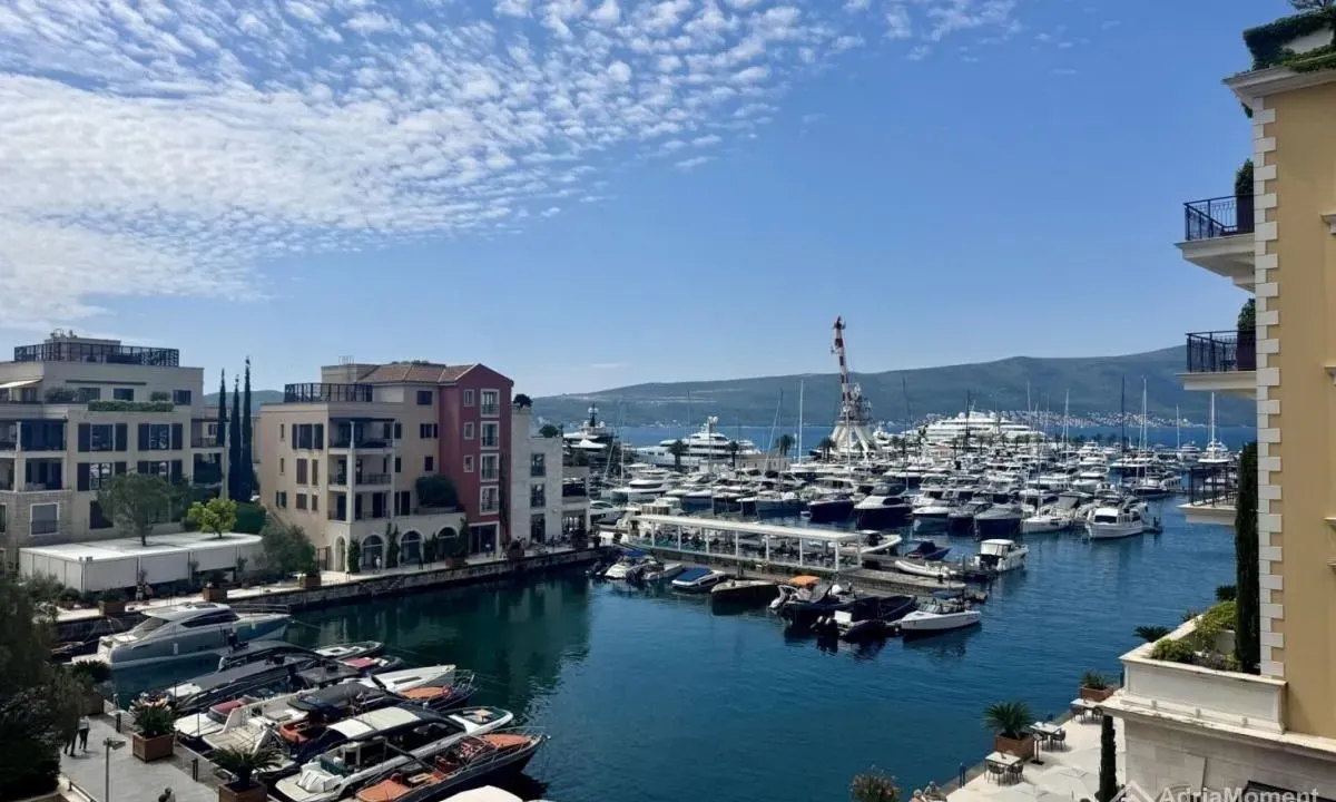 Sale, two bedroom apartment, 131m², Porto Montenegro, Tivat