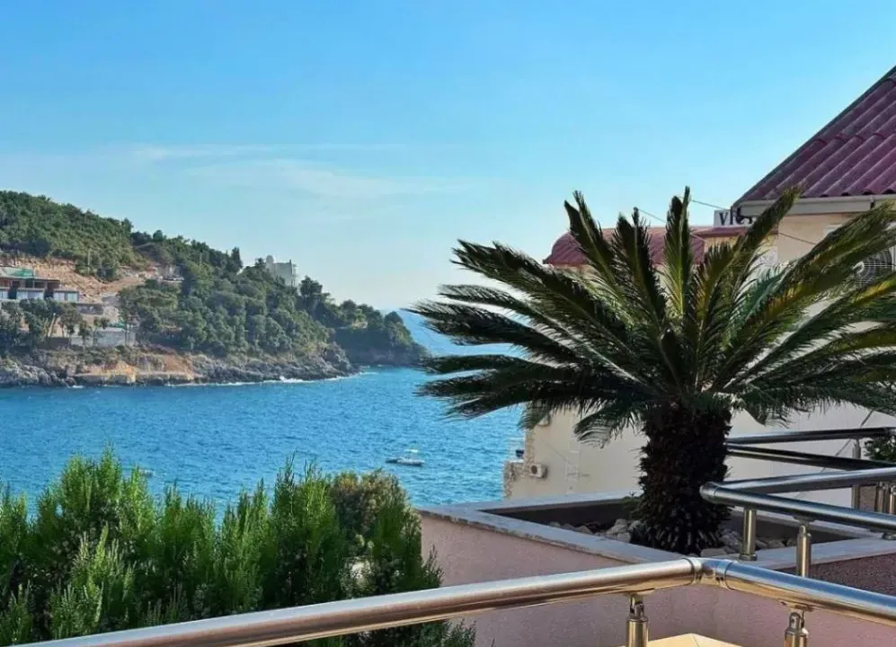 Prodaja, kuća, 500m², Utjeha, Bar