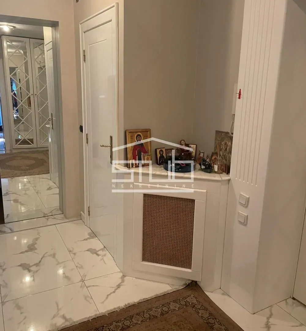Rent, apartment, 158m², Senjak, Beograd
