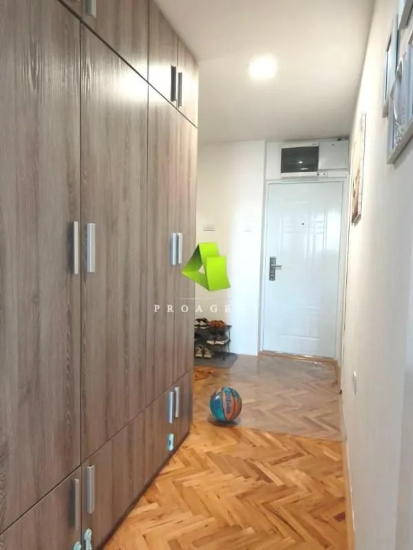 Prodaja, dvosoban stan, 63m², Medijana, Niš