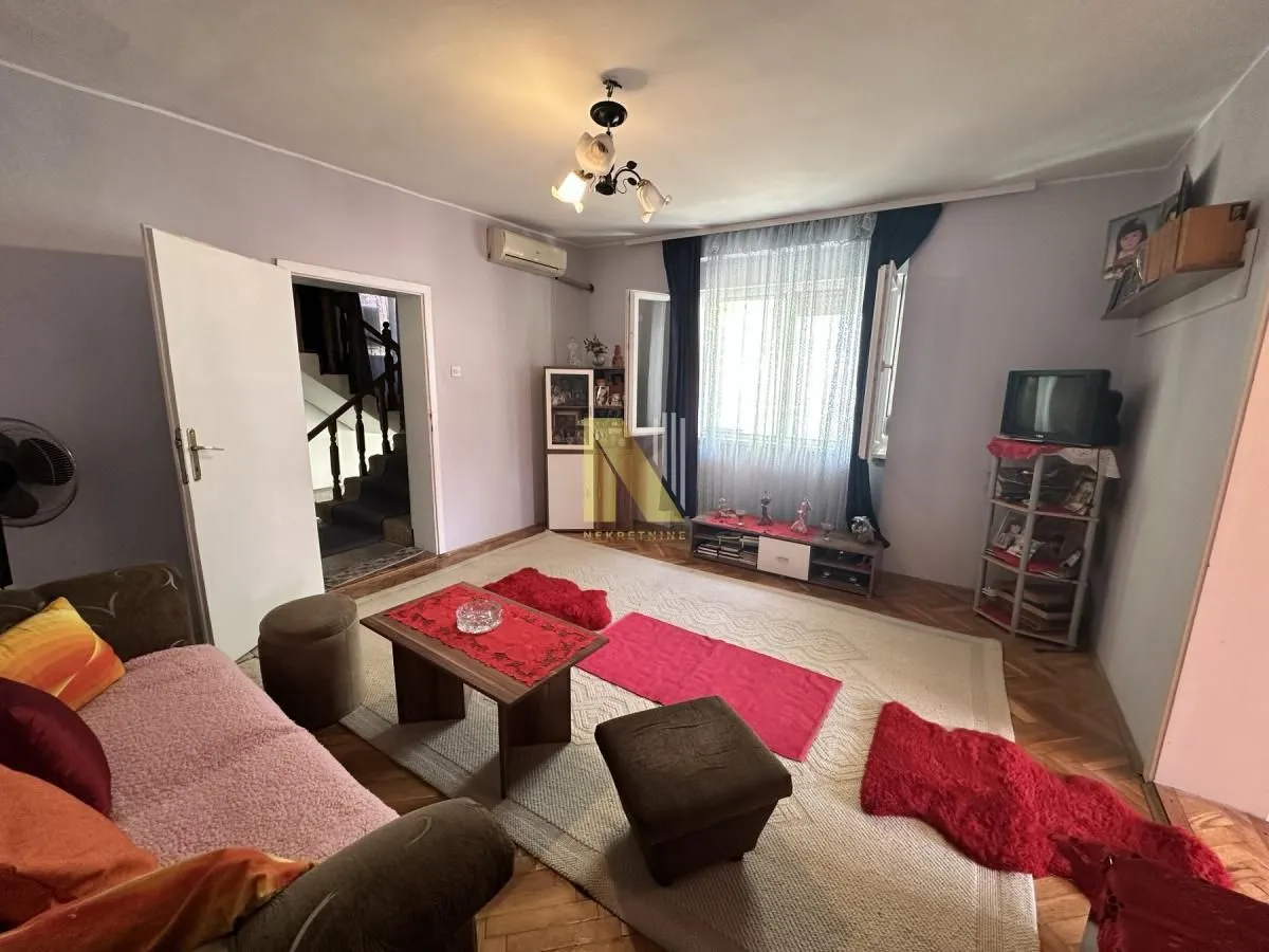 Prodaja, kuća, 229m², Klisa, Novi Sad Sve Podlokacije
