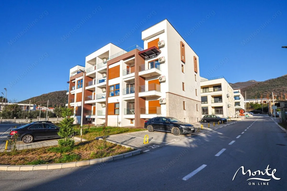 Prodaja, dvosoban stan, 69m², Tivat, Crna Gora