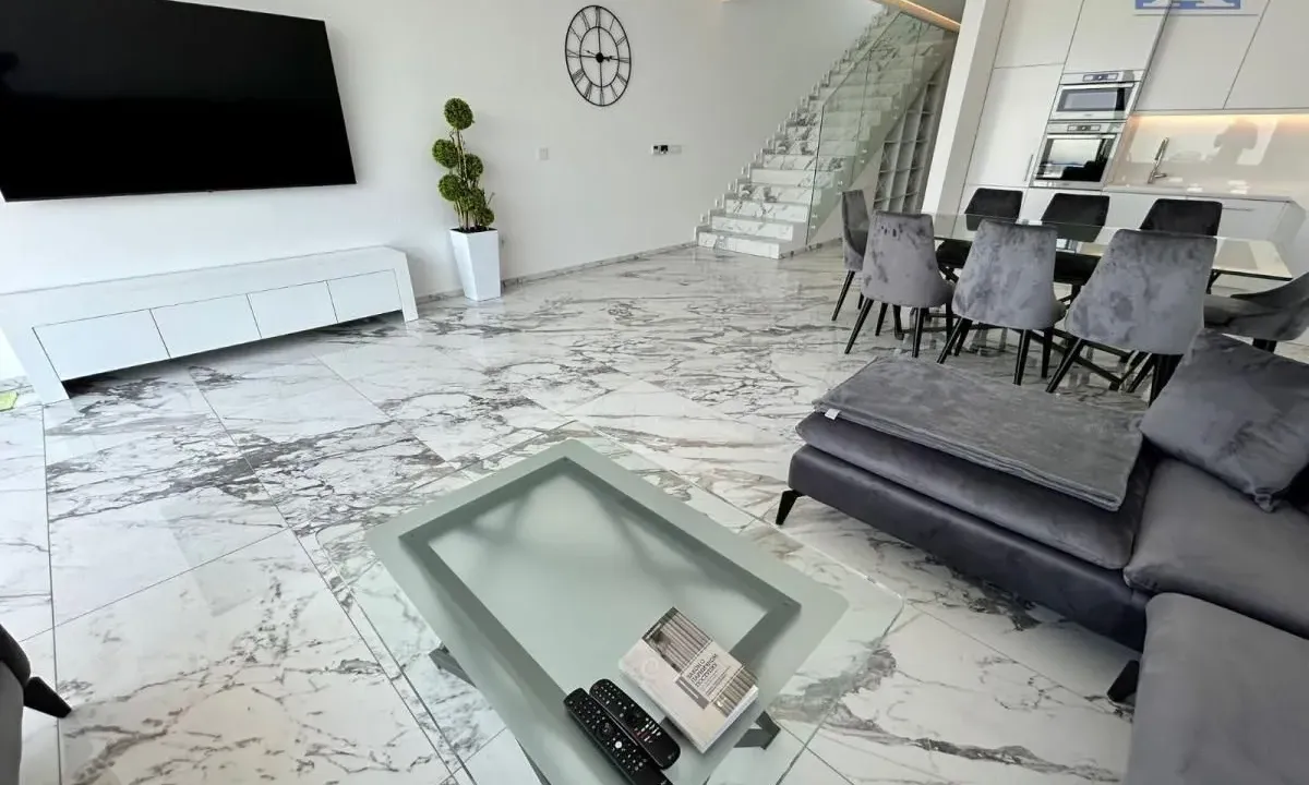 Izdavanje, kuća, 180m², Sremska Kamenica, Petrovaradin