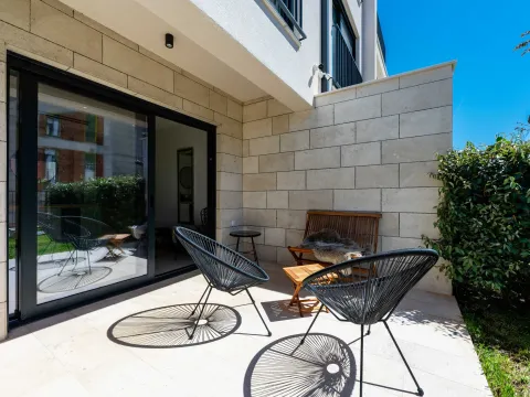 Rent, house, 159m², Reževići, Budva - image 5