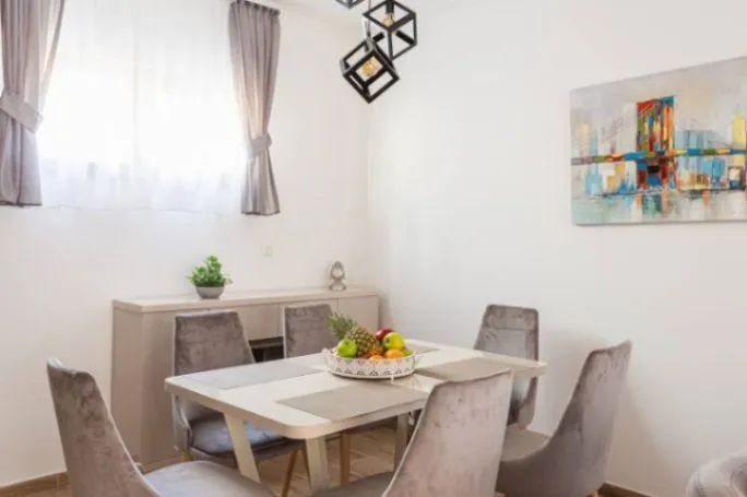 Sale, one bedroom apartment, 87m², Pržno, Budva