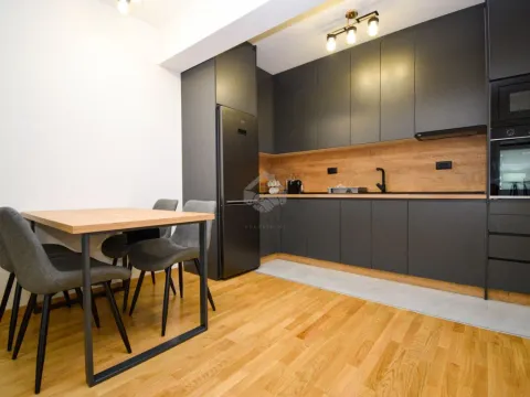 Izdavanje, jednosoban stan, 48m², Stara Varoš, Podgorica - image 4