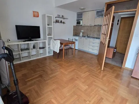 Prodaja, garsonjera, 28m², Mainski Put, Budva - image 4