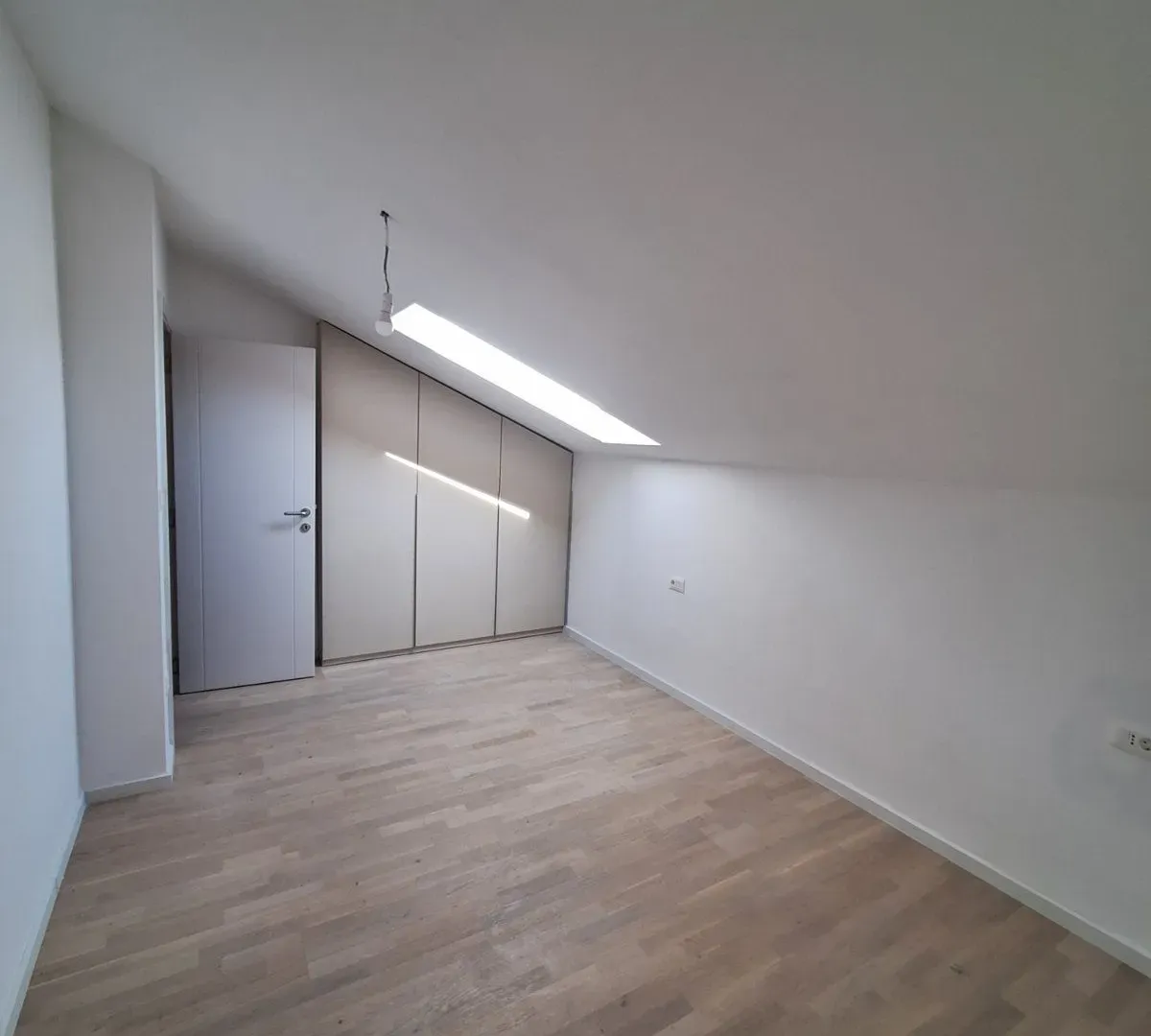 Prodaja, jednosoban stan, 52m², Tološi, Podgorica
