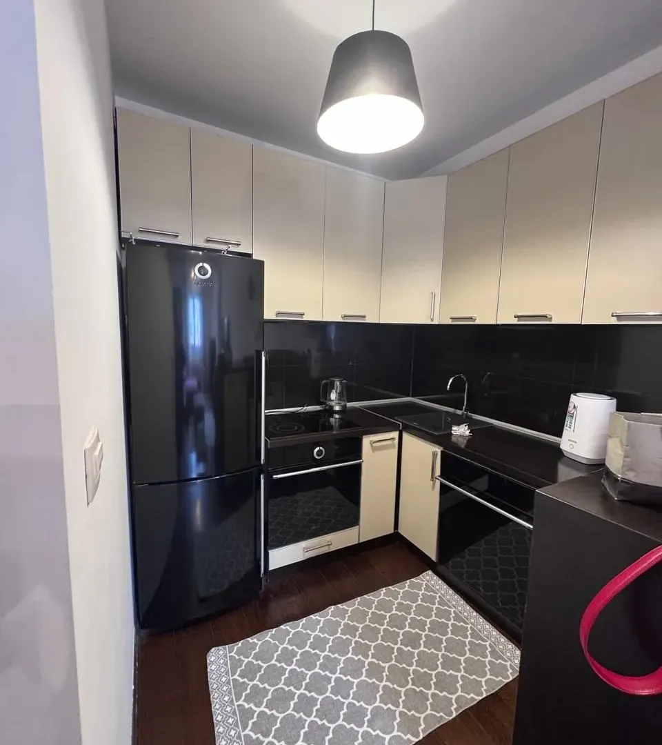 Izdavanje, jednosoban stan, 44m², Centar, Podgorica