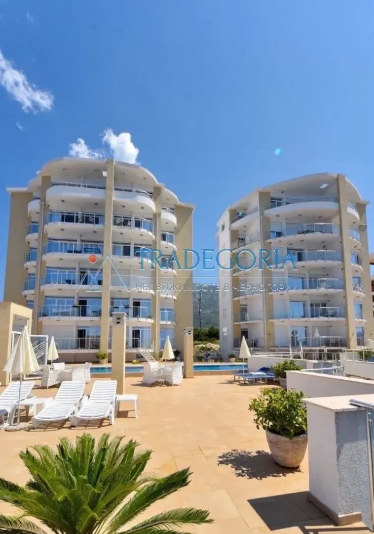 Prodaja, dvosoban stan, 106m², Dobra Voda, Bar