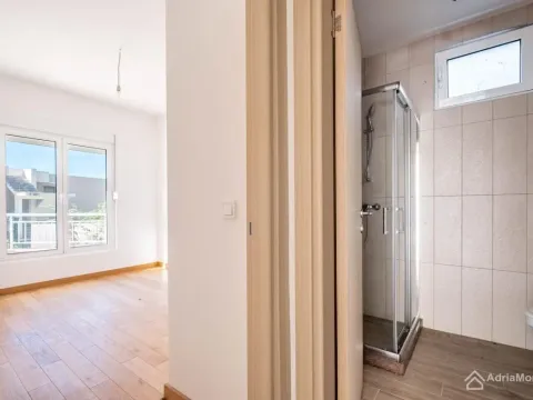 Sale, two bedroom apartment, 66m², Tivat, Crna Gora - image 16