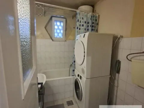 Izdavanje, jednosoban stan, 30m², Stari Grad, Beograd - image 8