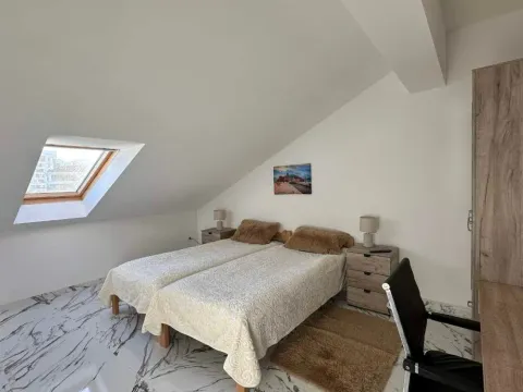 Prodaja, četvorosoban stan, 87m², Budva, Crna Gora - image 8