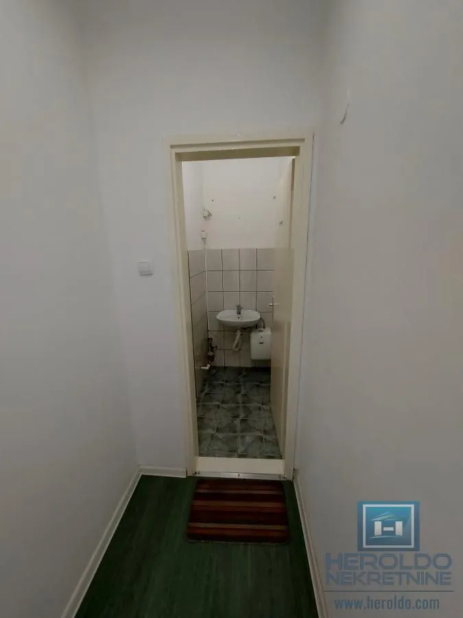 Rent, office space, 54m², Centar, Jagodina