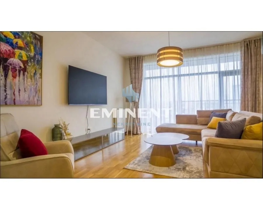 Rent, four bedroom apartment, 114m², Savski Venac, Beograd