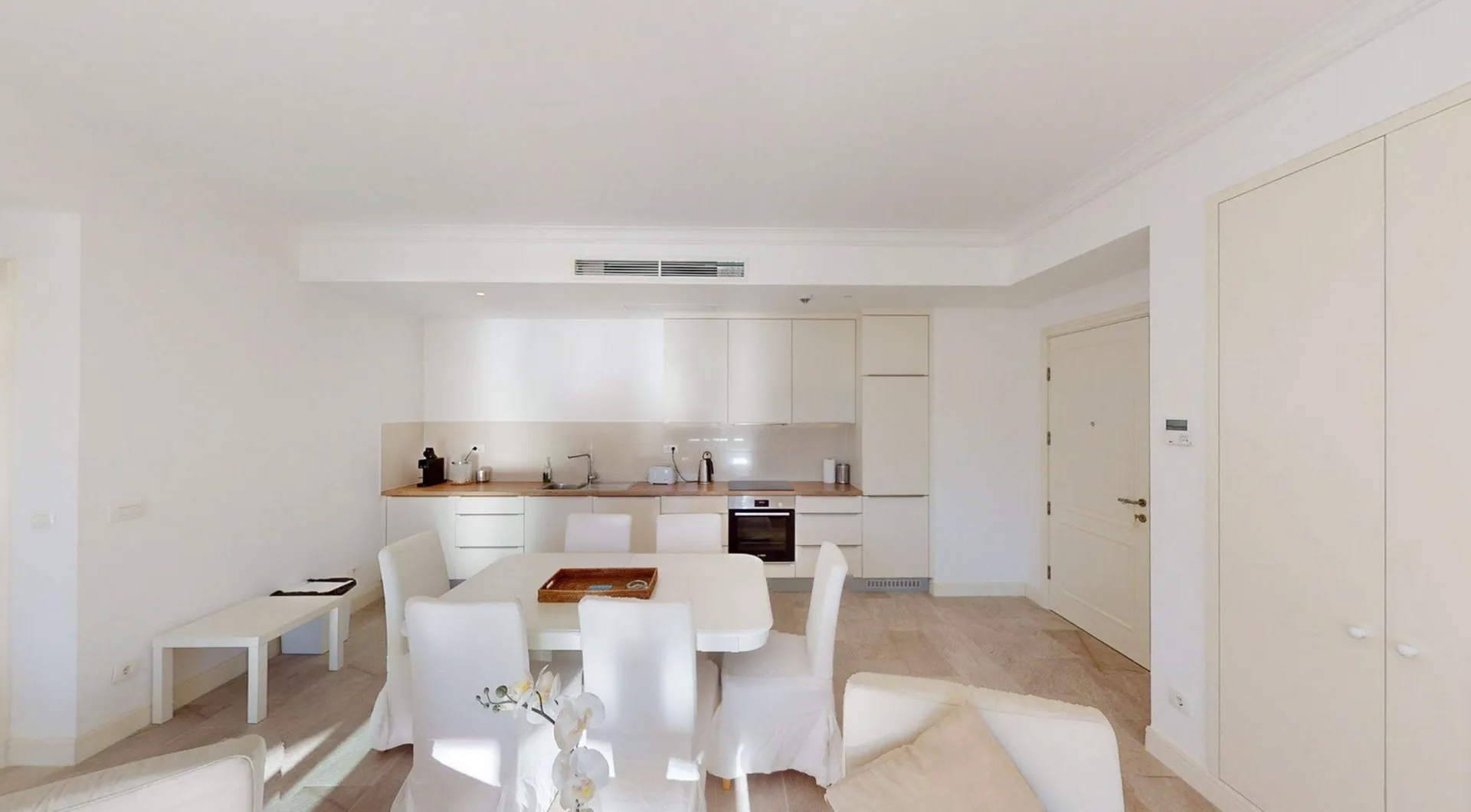 Prodaja, jednosoban stan, 75m², Luštica Bay, Tivat