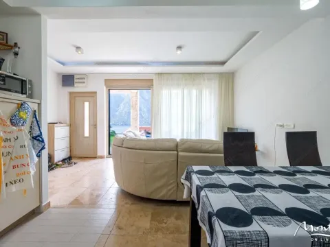 Prodaja, dvosoban stan, 68m², Kostanjica, Kotor - image 28