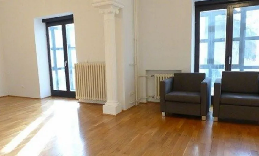 Rent, house, 550m², Autokomanda, Voždovac Sve Podlokacije
