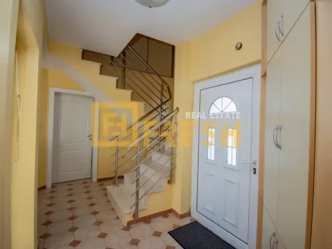 Rent, house, 140m², Dahna, Podgorica - image 10