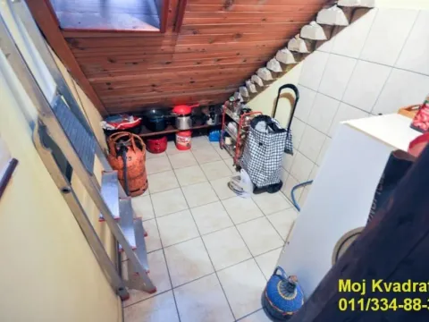 Prodaja, jednosoban stan, 100m², Zemun Sve Podlokacije, Beograd - image 12