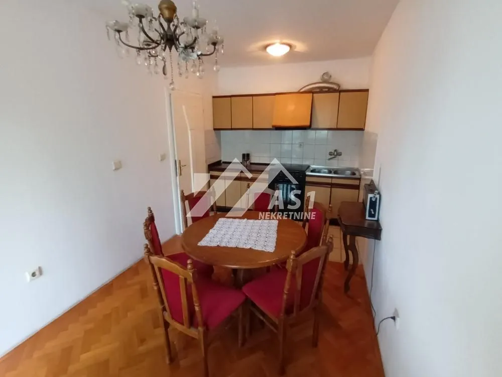 Izdavanje, dvosoban stan, 54m², Grbavica, Novi Sad Sve Podlokacije