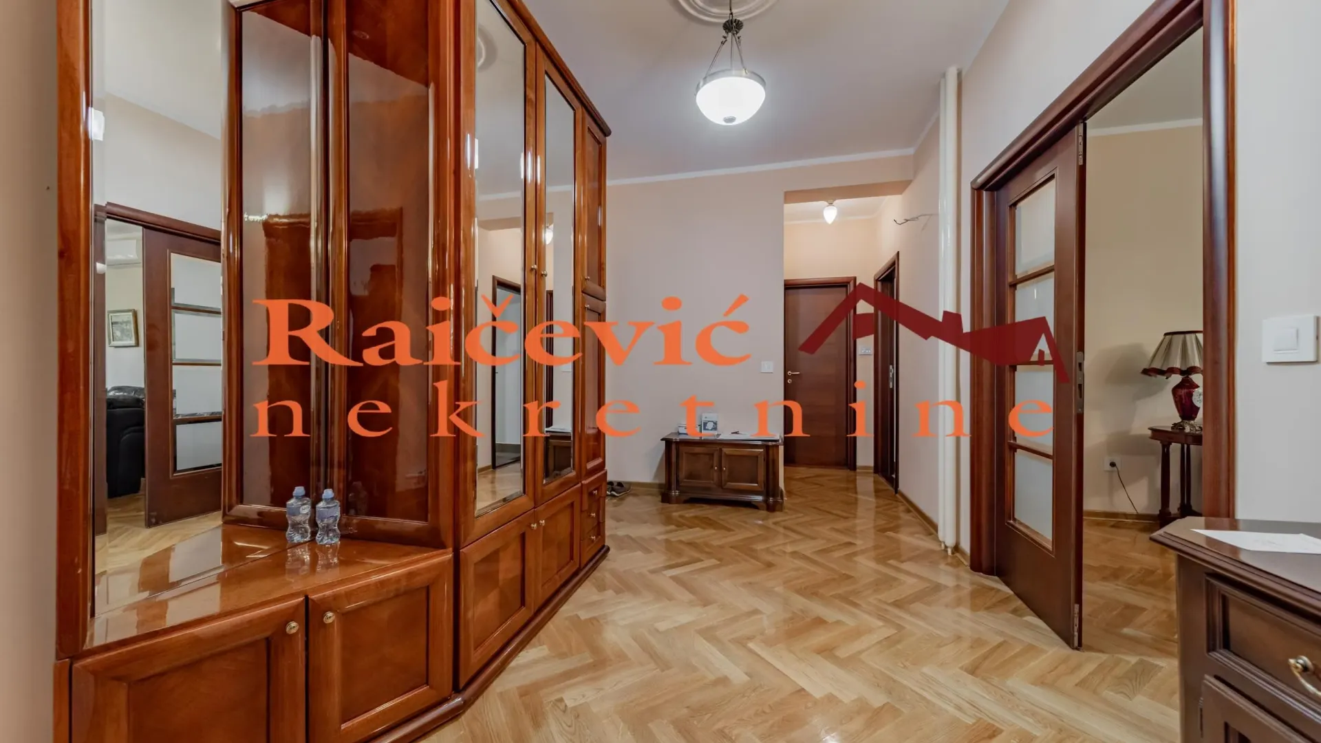 Sale, three bedroom apartment, 98m², Savski Venac, Beograd