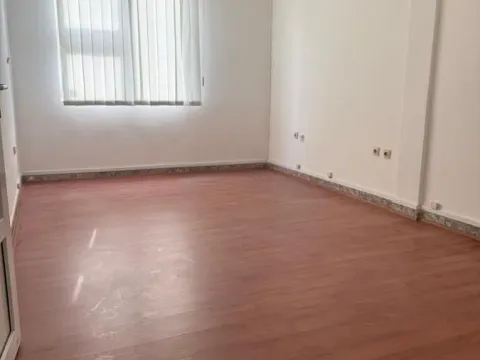 Izdavanje, poslovni prostor, 90m², Savski Venac, Beograd - image 6